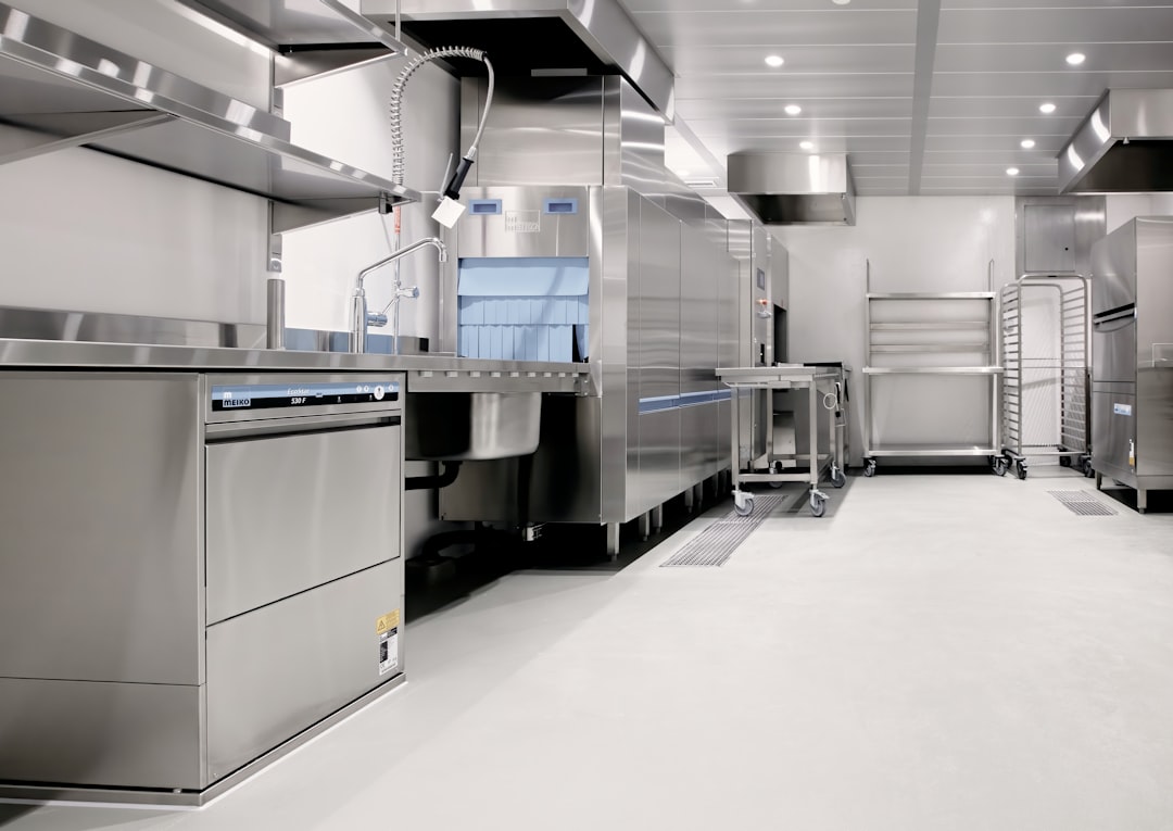 The empty kitchen